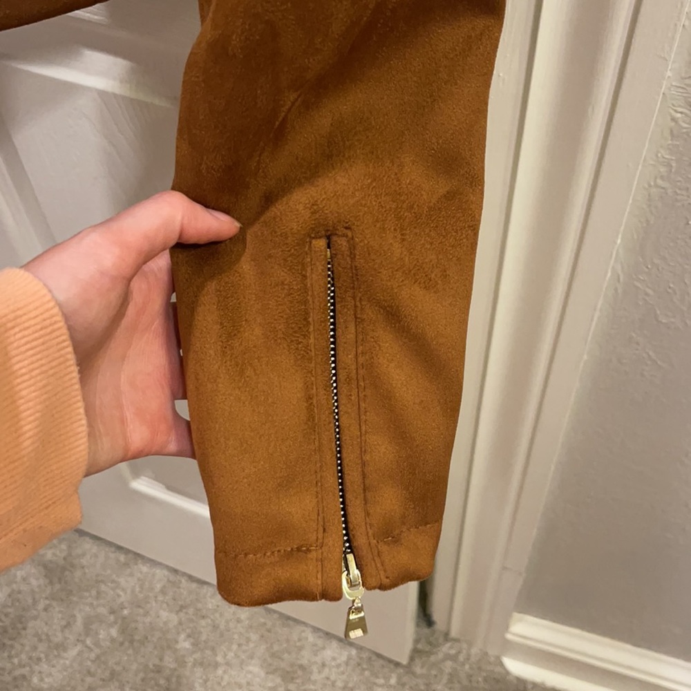 Brown jacket - Picture 4 of 7